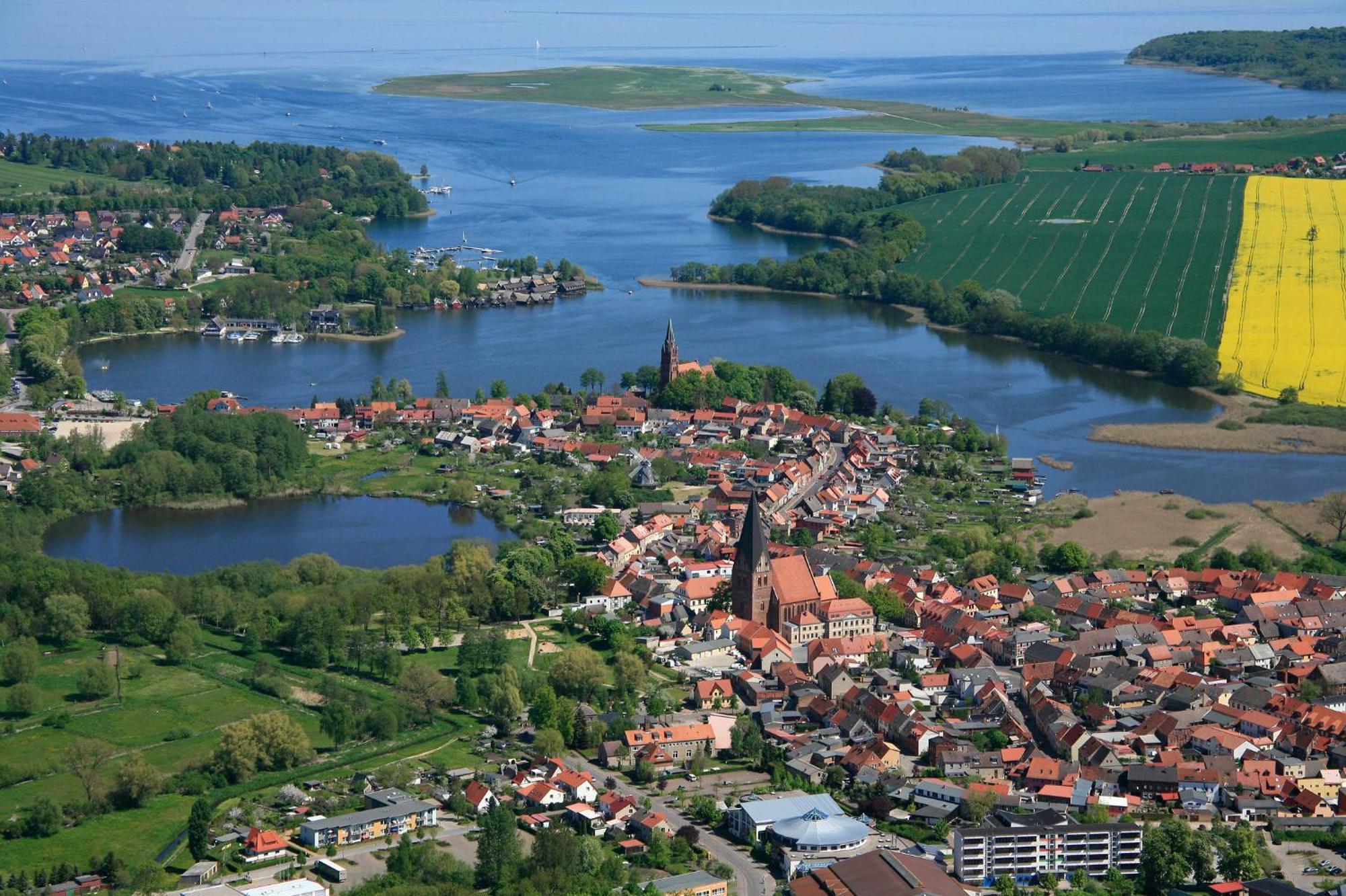 Am Hafen3 Apartment Röbel Екстериор снимка